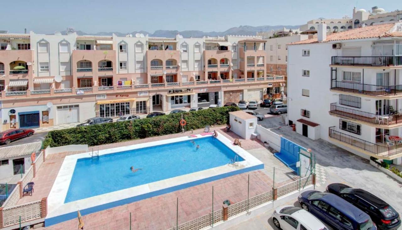 Precioso Apartamento Frontal Al Mar Nerja Exteriör bild