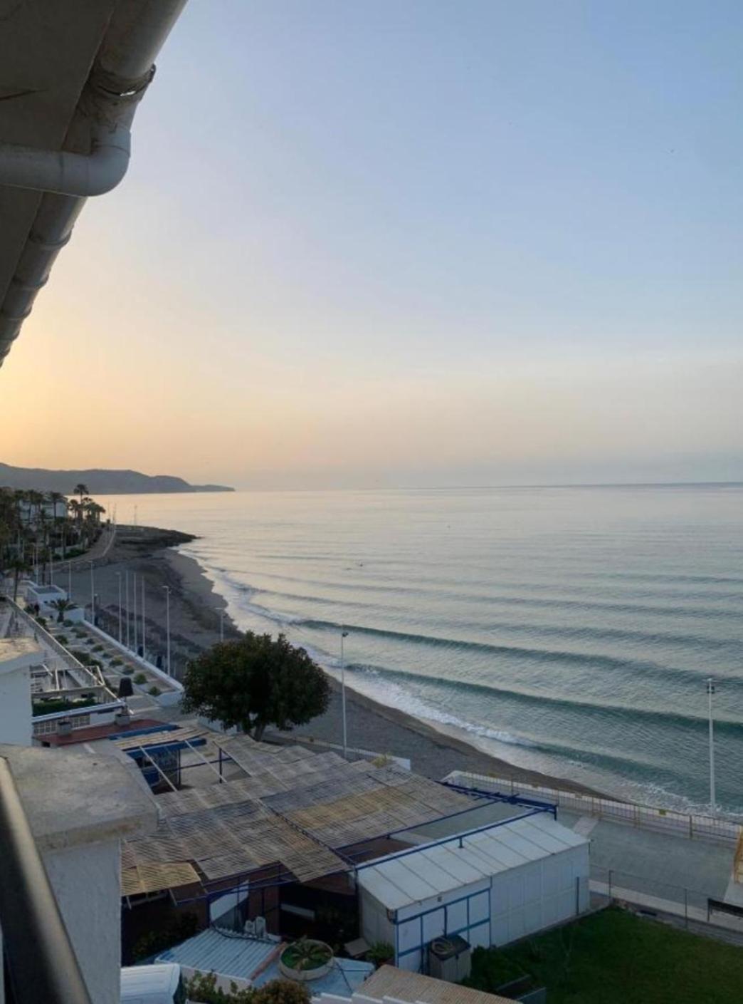 Precioso Apartamento Frontal Al Mar Nerja Exteriör bild
